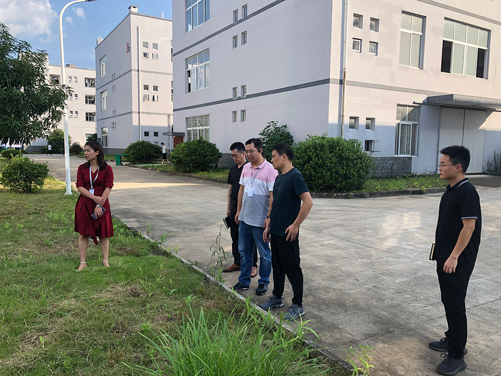 國資運(yùn)營公司走訪九龍園區(qū)企業(yè)，服務(wù)重點(diǎn)項(xiàng)目發(fā)展