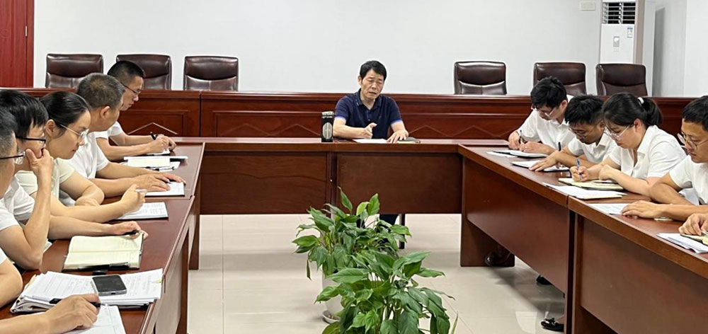 城建投公司召開全體員工大會(huì)暨安全生產(chǎn)、保密工作會(huì)議?